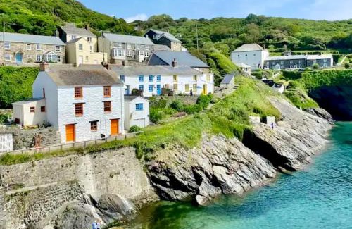 Portloe House | Just Opened. Romantic Clifftop Retreat