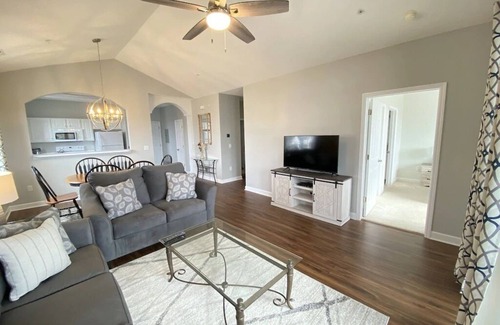 North Myrtle Beach Condo | Just Renovated - Barefoot Resort Condo With Great Amenities