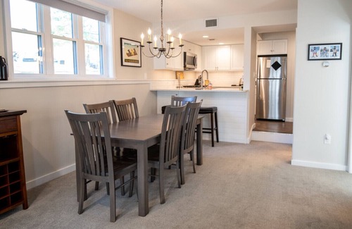 Ludlow House | Just steps to the trail, best location in Winterplace ski community