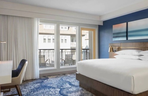 Northeast Virginia Beach Hotel | Just What You Were Looking For! Pool, Close to Virginia Beach Fishing Pier
