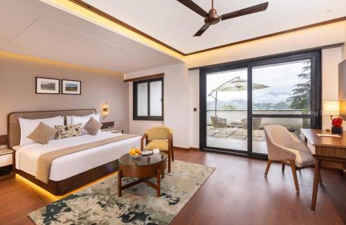 The Mall Road Resort | juSTa Hollow Oak, Mussoorie