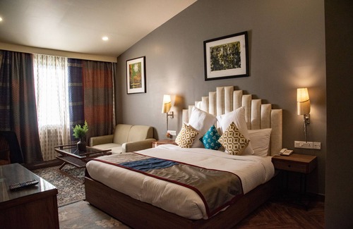 Mukteshwar Hotel | juSTa Mukteshwar Retreat & Spa