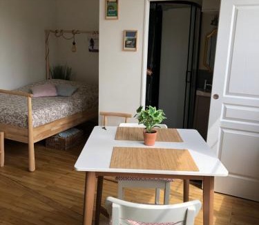 Veules-les-Roses Apartment | Juste au dessus de la Veules