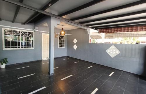 Taman Bukit Katil House | Juwita Homestay Bukit Katil - Free Unifi and 15 Minutes To Town