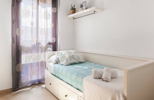 San Julian Apartment | Juzgado by Sevillaluxurysuites