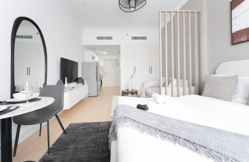Jumeirah Village Circle Apartment | JVC apartment for 2 people with Swimming Pool