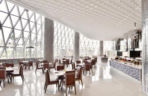 Tangra Hotel | JW Marriott Hotel Kolkata