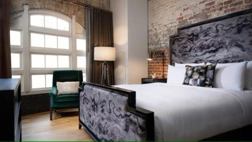 Historic District - North Hotel | JW Marriott Savannah Plant Riverside District