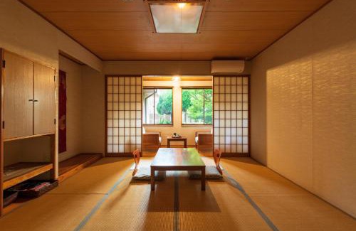 Obama Onsen Hotel | Jyokiya