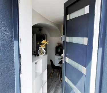 Pecs Apartment | Kálvária Vendégház, közvetlenül a várfal mellett.