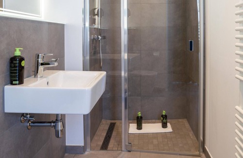 New Town Apartment | Köln Friesenplatz | Suite XL + Courtyard View
