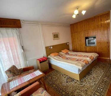 Gyoparosfuerdo Apartment | Körmendi Apartman