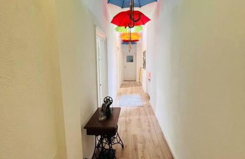 Karlsruhe City Centre Apartment | Künstlerisches Apartment