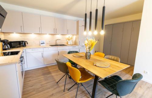 Tossens Apartment | Küstenliebe Tossens – Exklusive Ferienwohnung mit Sauna & nah am Strand!