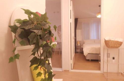 Seogang-dong Apartment | K-10 White Linen House