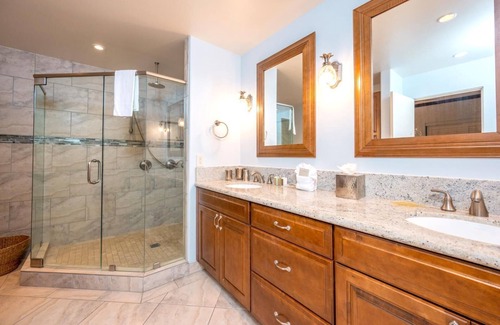 Kapalua Apartment | K B M Resorts: Kapalua Golf Villa Kgv-16p3, Upgraded 2 Bedrooms With Fairway Views, L'occitane, Beach & Kid Amenities, Includes Rental Car!