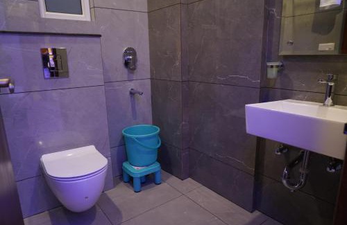 Dera Bassi Hotel | K G Residency