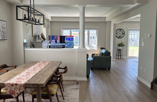 Niagara Falls House | K Niagara Guesthouse(Cherry)