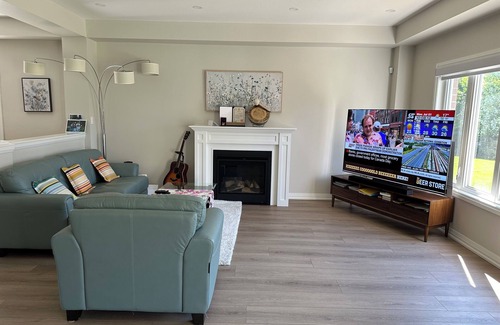 Niagara Falls House | K Niagara Guesthouse(Cherry)