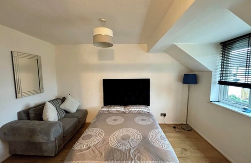 Bickley House | K Sweets Bromley Apartments