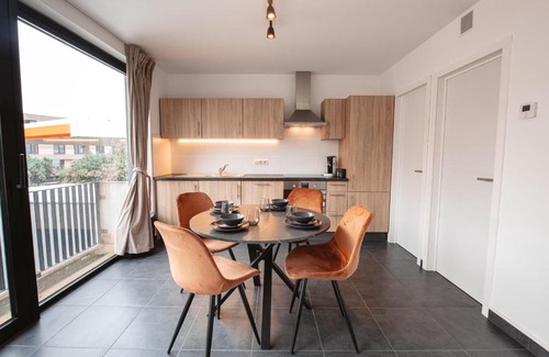 Zaventem Apartment | K&Y suites 2 Brussels airport 500m!