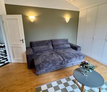 Jever Apartment | K4 Wohnung mit Gartenblick