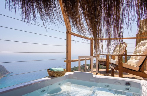 Faralya Hotel | Kabak Dome Suites