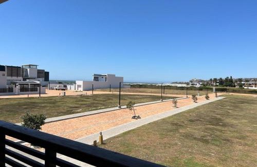 Jeffreys Bay Apartment | Kabeljauws Beach Estate