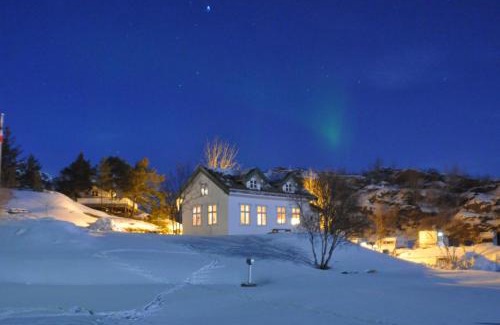 Kabelvag Resort | Kabelvåg Feriehus & Camping