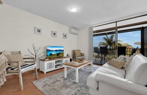 Golden Beach Apartment | Kabi Court Unit 9