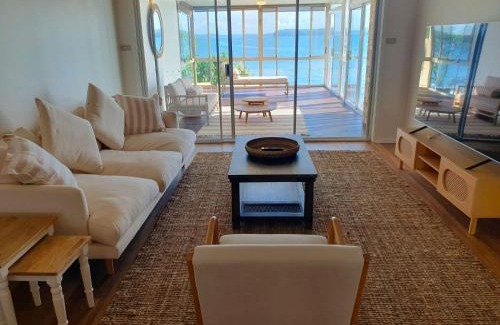 Sunshine House | Kabine Waterfront Lakehouse in Sunshine