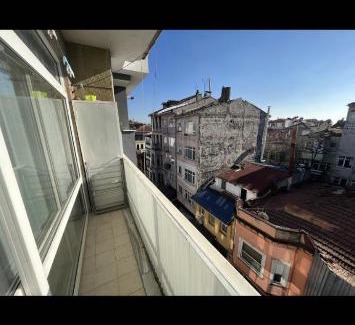 Rasimpasa Apartment | Kadıköy’de merkezi bir oda