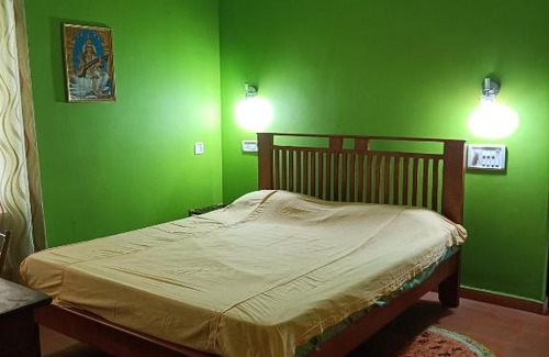 Alappuzha Bed & Breakfast | Kadalamma Beach Homestay