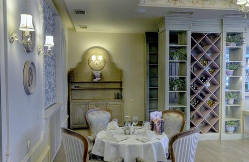 Zavodskoi Hotel | Kadgaron Hotel