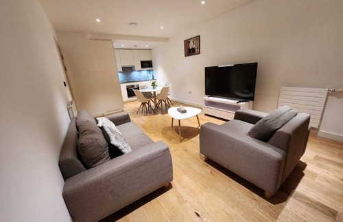 Canning Town North Apartment | Kaf Luxury 1 Apartment in Canning Town London