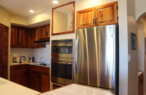 Kahaluu Bay Condo | Kahaluu Bay Villas 104 – Spacious 2 Bedroom, 2 Bath Condo Across from Premier Sn