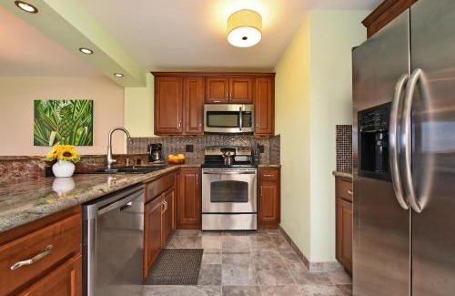 Kahana House | Kahana Villa E601 · KV E601 Updated 1BD Condo w AC Pool Sunset V