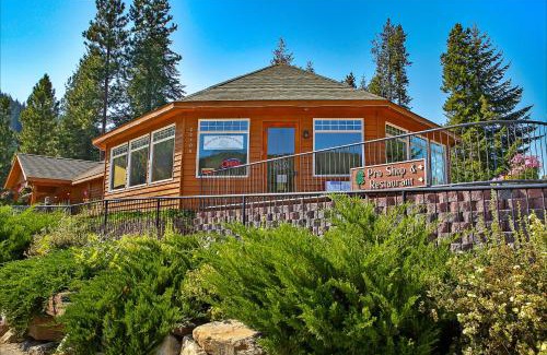 Leavenworth House | Kahler Mountain Club