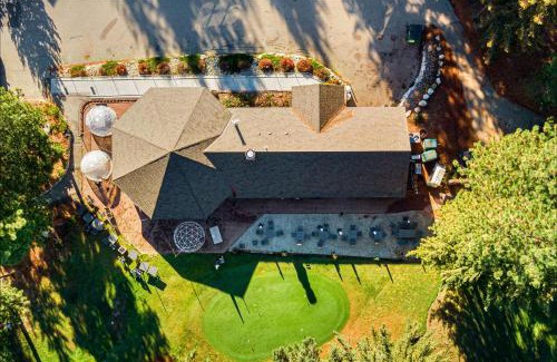 Leavenworth House | Kahler Mountain Club