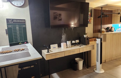 Kaunlaran Condo | KAIBIGAN HOMESTAY- kaibigan means "friend"in Filipino. We'll treat you like one!
