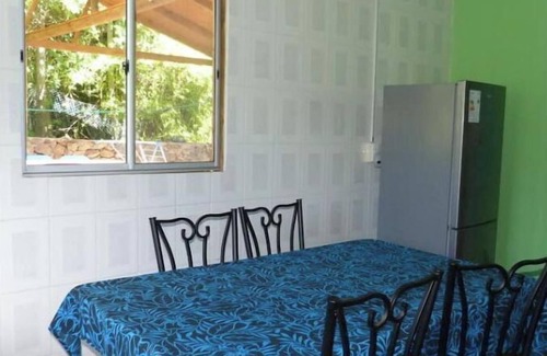 Hanga Roa House | Kaiheke cabin 4 bedrooms 3 bathrooms 11 persons