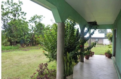 Hanga Roa House | Kaiheke cabin 4 bedrooms 3 bathrooms 11 persons
