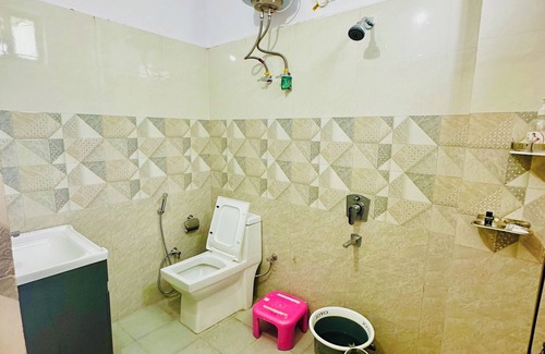 Sirala Bed & Breakfast | Kailasham Homestay