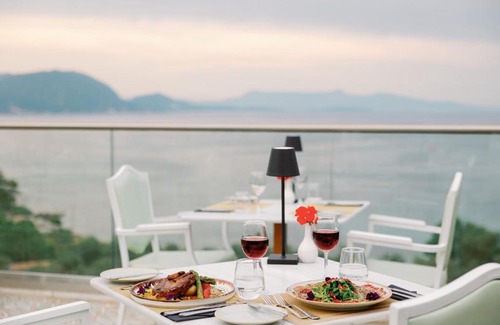Chlomos Hotel | Kairaba Mythos Palace - Adults Only