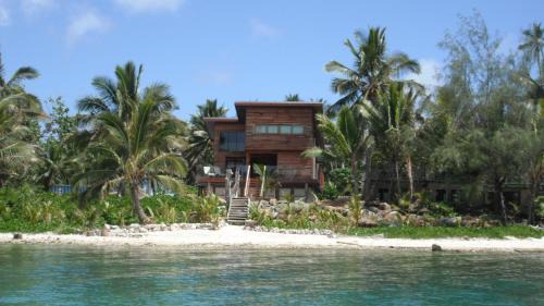 Ngatangiia House | Kaireva Beach House