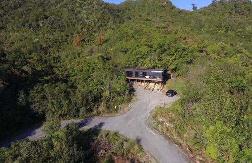 Paparoa National Park House | Kais Retreat