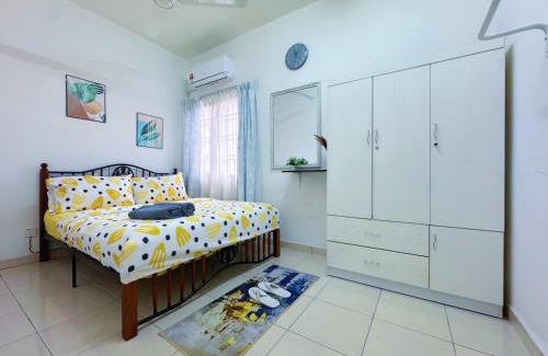 Kajang Apartment | Kajang Sri Ixora Apartment Spacious 3BR Full AirCon