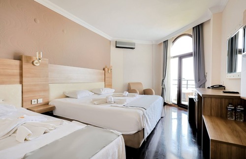 Altinoluk Hotel | Kaju Beach Hotel