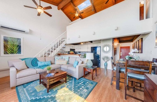 Kihei Condo | KAK C405 Updated 2BD Condo Across Beach w Pool AC