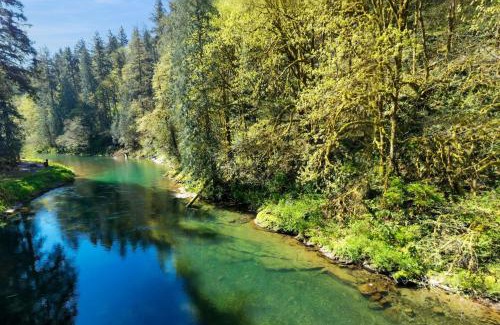 Kalama House | Kalama River Chalet